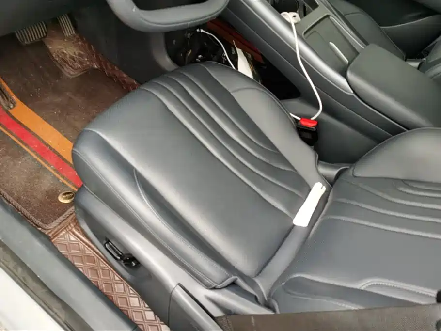 GEELY GALAXY GALAXY E5