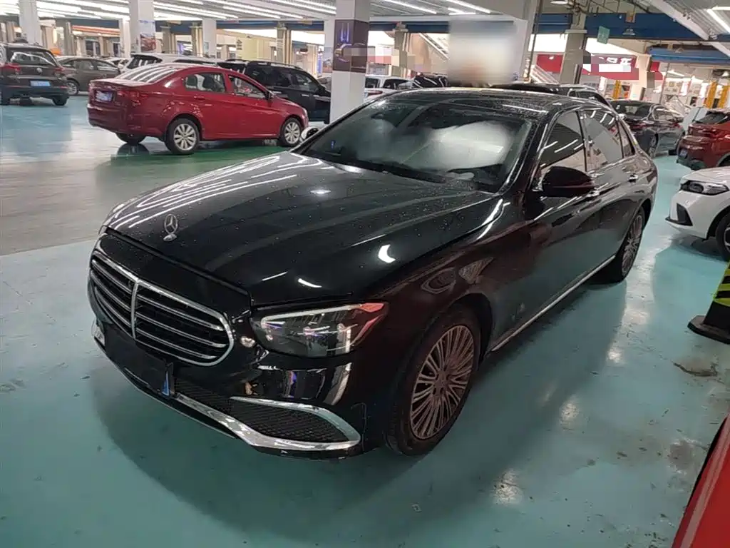 Mercedes-Benz E-Class 2023 E 300 L Fashion