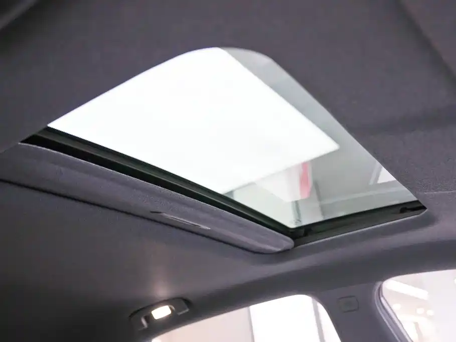 Nissan N6 2026 2025 Mid Configuration