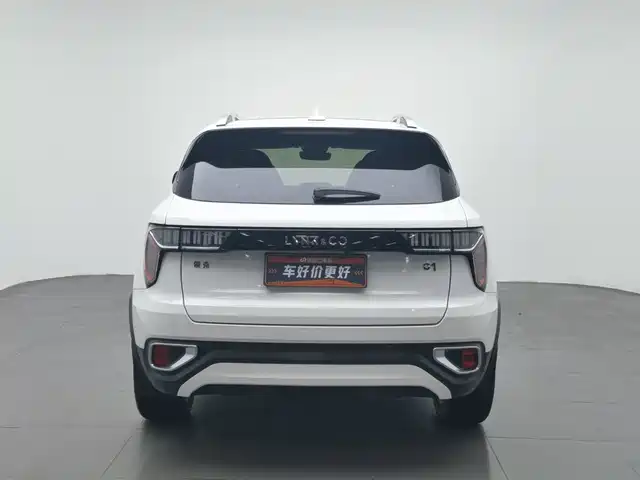 Lynk & Co 01 2017 2.0T 2WD Pro Version — фото 4