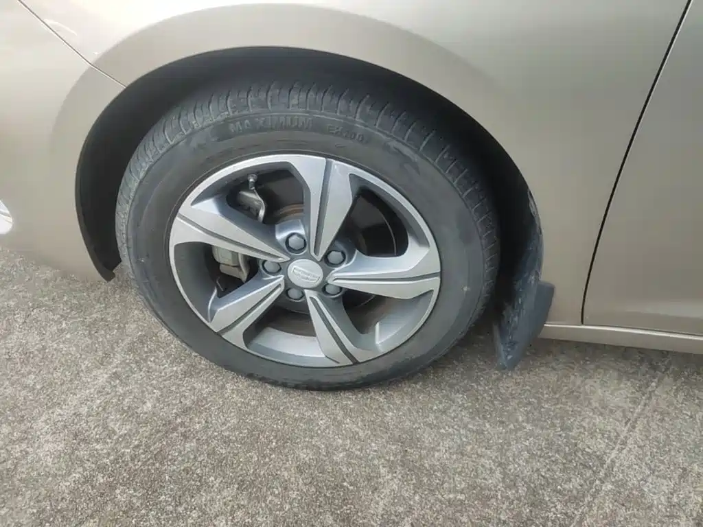 Geely Emgrand GL 2018 2018 1.4T Manual Elite Smart Connection