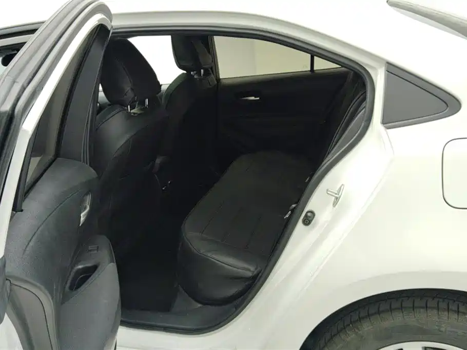 Toyota Levin 2022 185T CVT Luxury Edition фото 11