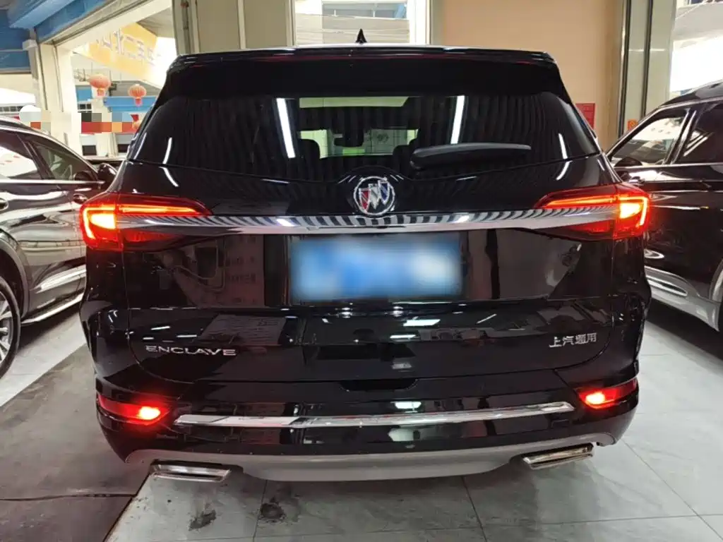 Buick Enclave 2023 2022 652T 2WD Premium 7-Seater