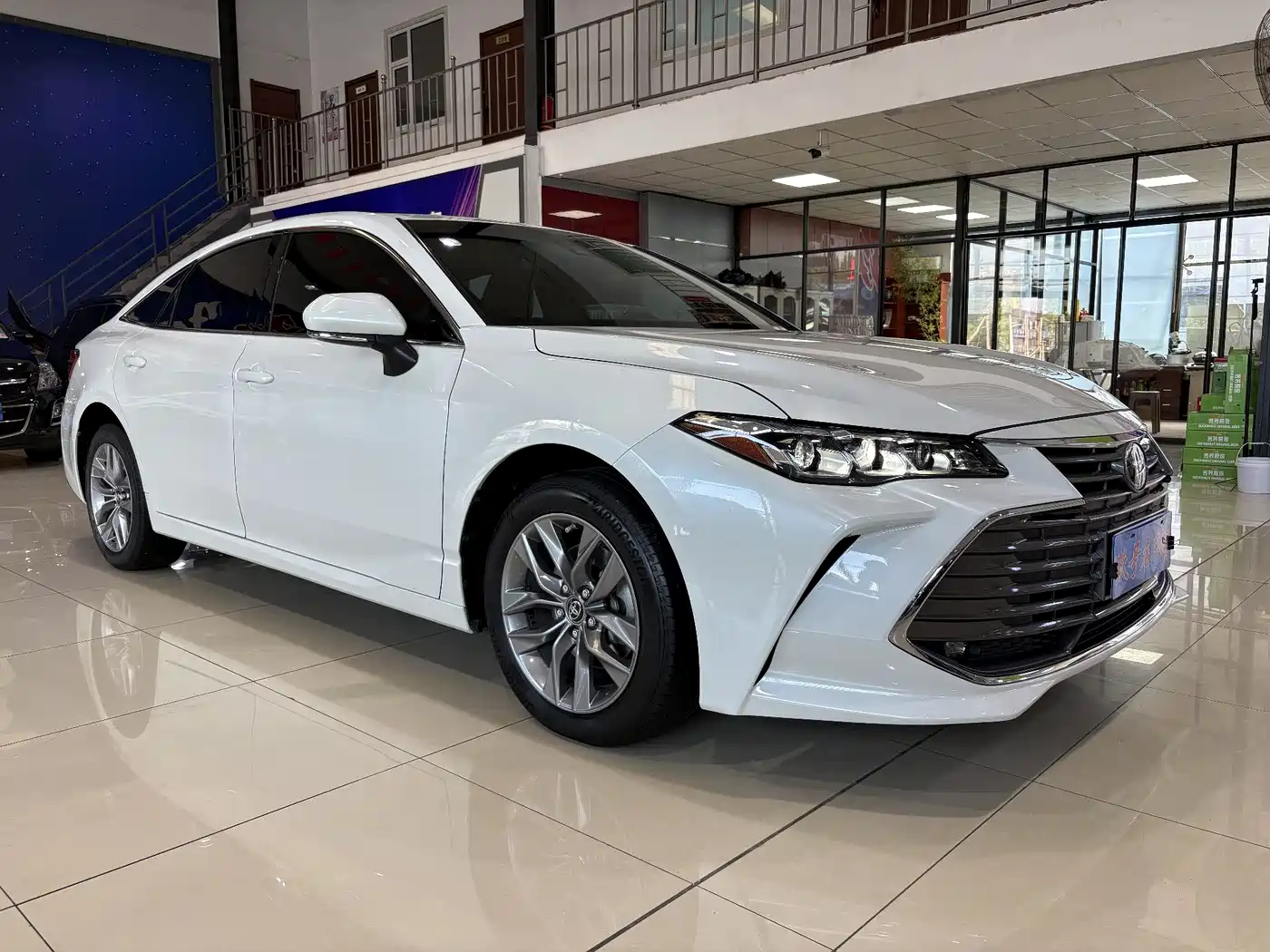 Toyota Avalon 2019 2.0L Progressive Edition (China VI) фото 3