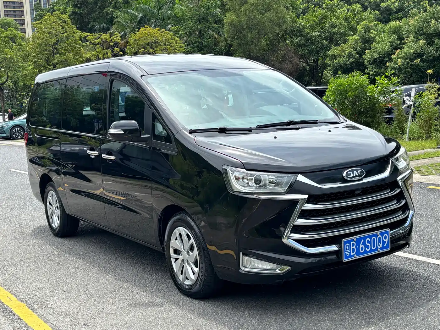 JAC Refine Refine M4 2023 2022 2.0CTI Diesel Manual Stylish