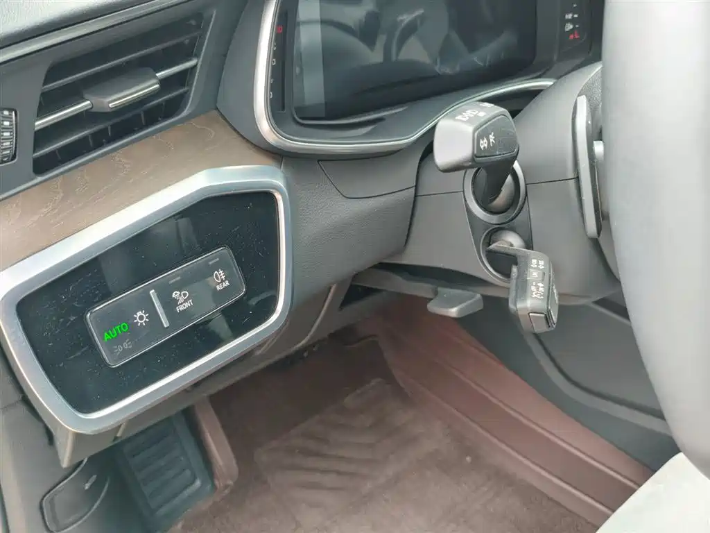 Audi A6L 2024 45 TFSI Premium Dynamic фото 8