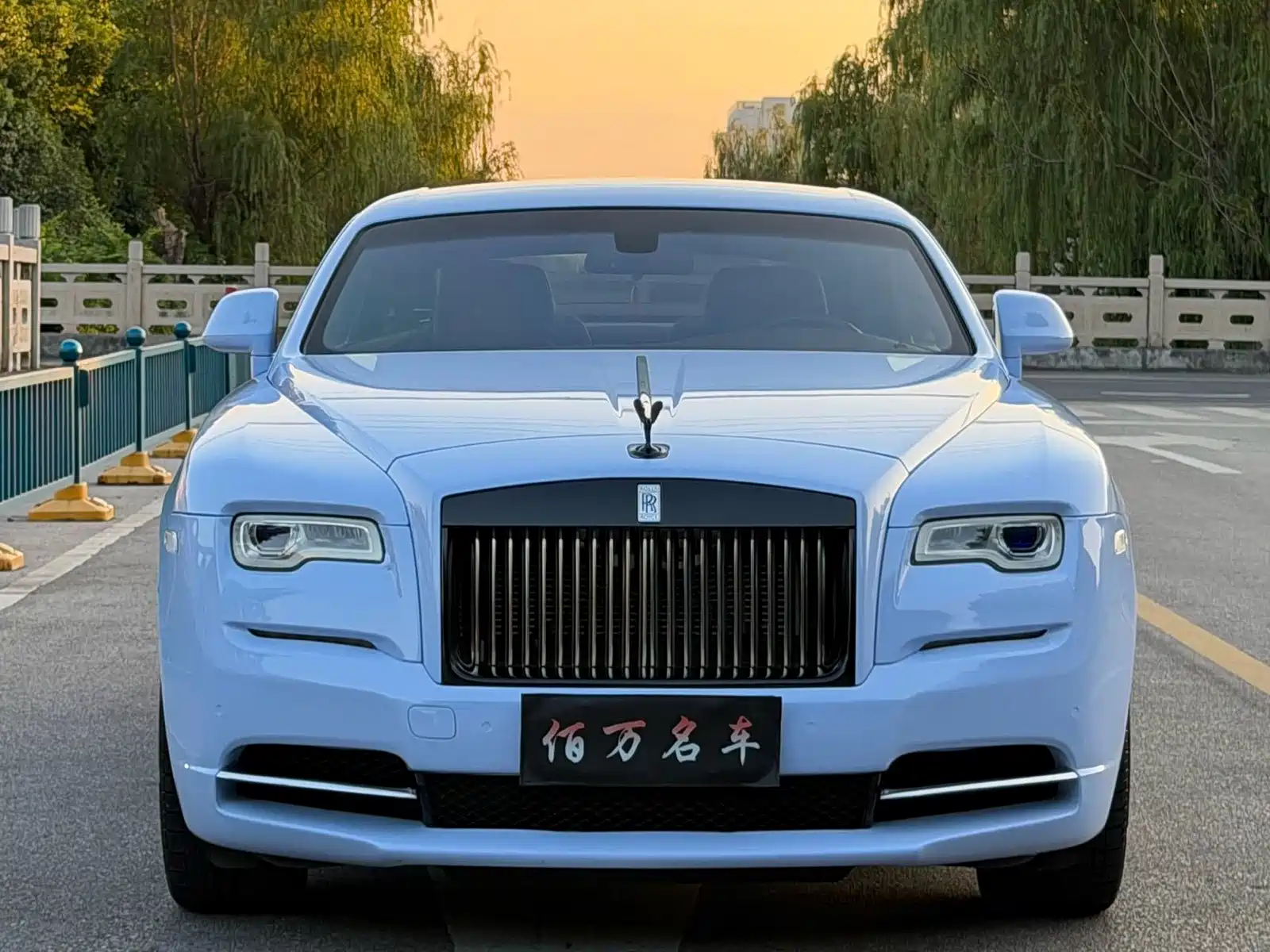 Фото 2 - Rolls-Royce Wraith