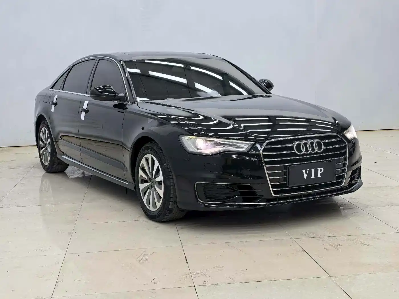 Audi A6L 2016 30 FSI Comfort фото 3