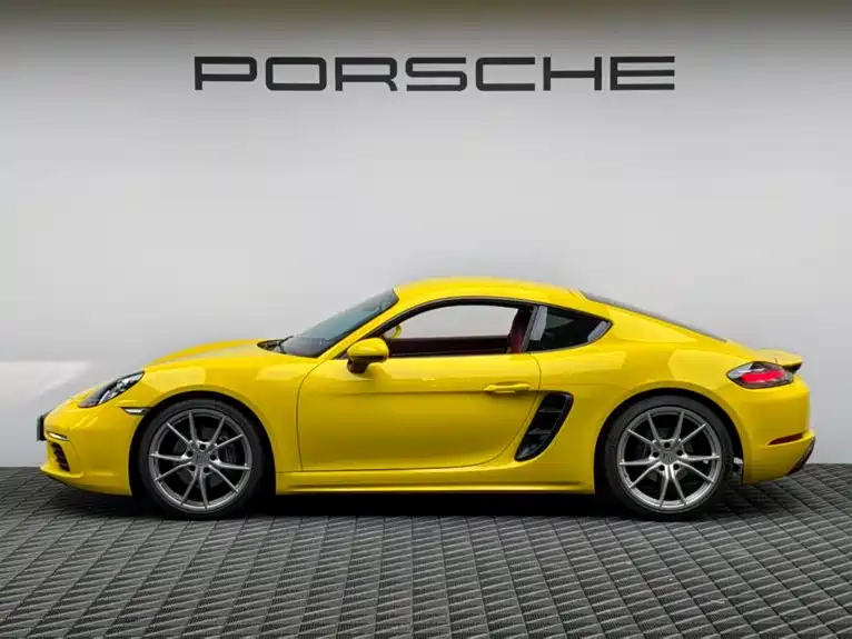 Porsche 718 2022 Cayman 2.0T фото 6