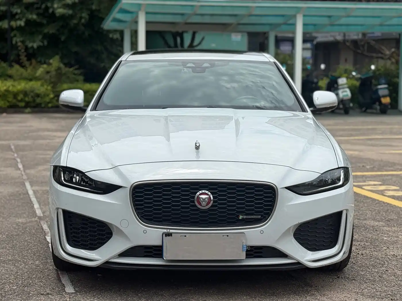 Jaguar XEL 2020 2.0T 200PS R-DYNAMIC Youth Sport Edition фото 2