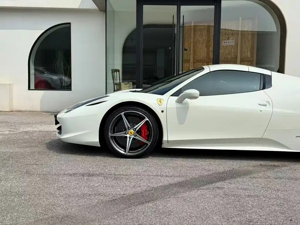 Ferrari 458 2015 2013 4.5L Spider
