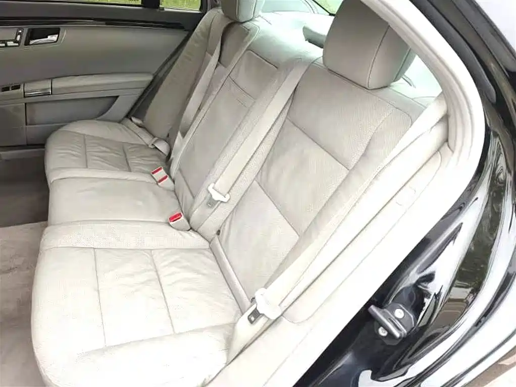 Mercedes-Benz S-Class 2012 S 300 L Luxury Grand Edition фото 8