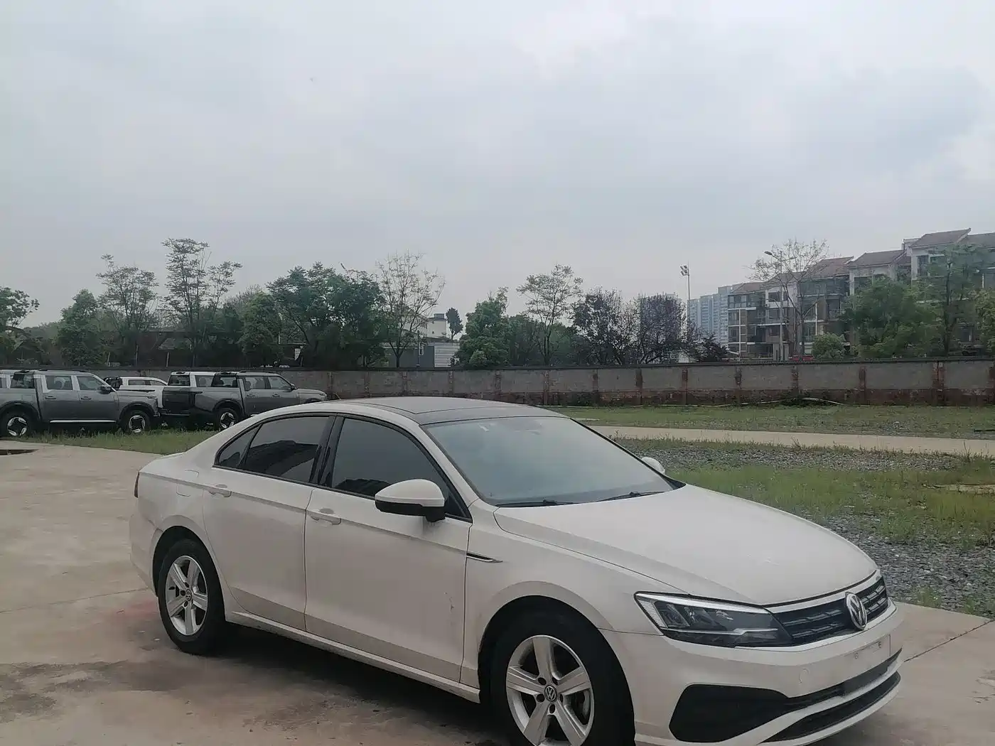 Volkswagen Lamando 2021 230TSI DSG Fashion Edition фото 3