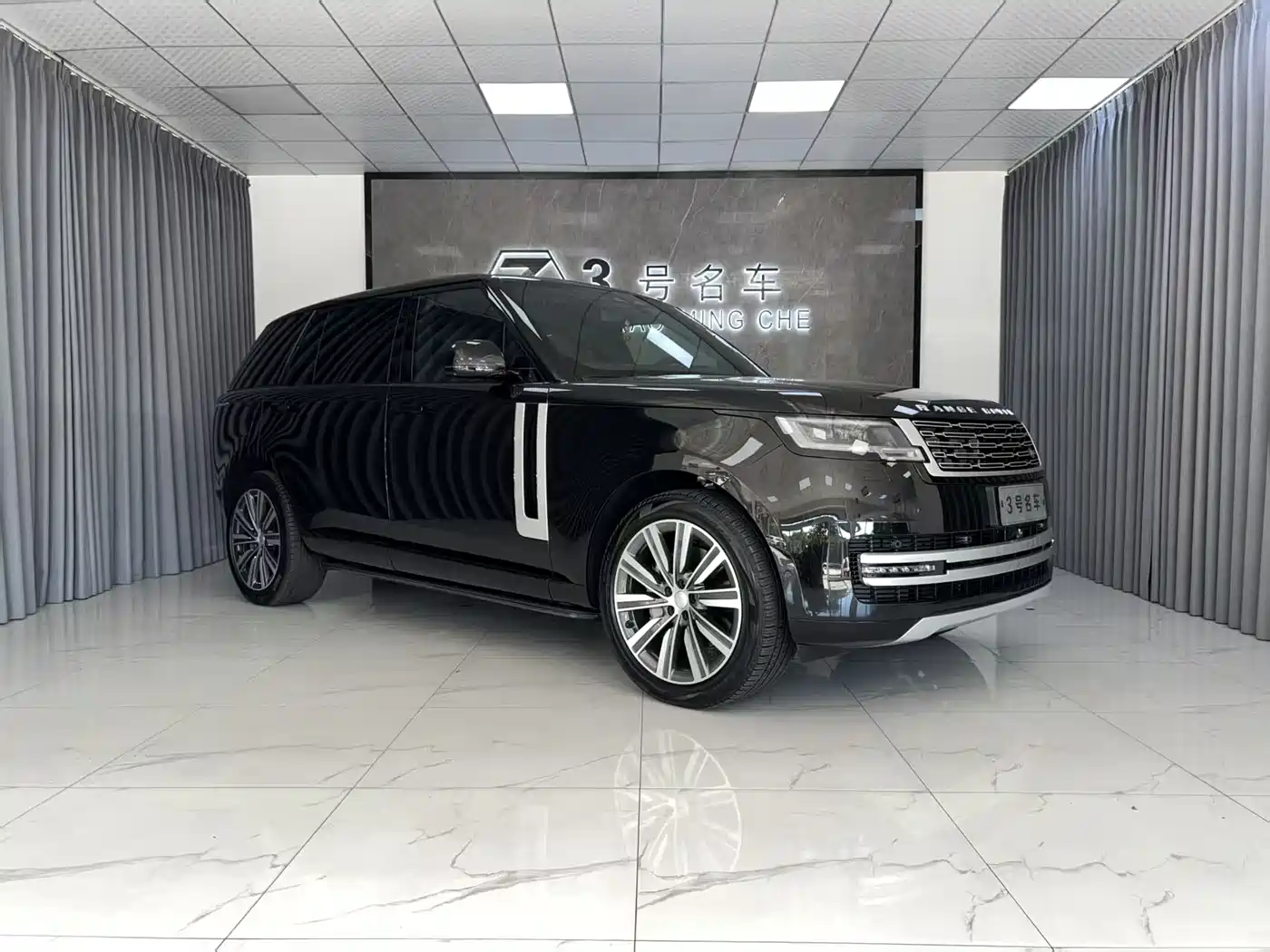 Land Rover Range Rover 2026 2025 3.0 L6 400PS Genesis Extended Wheelbase
