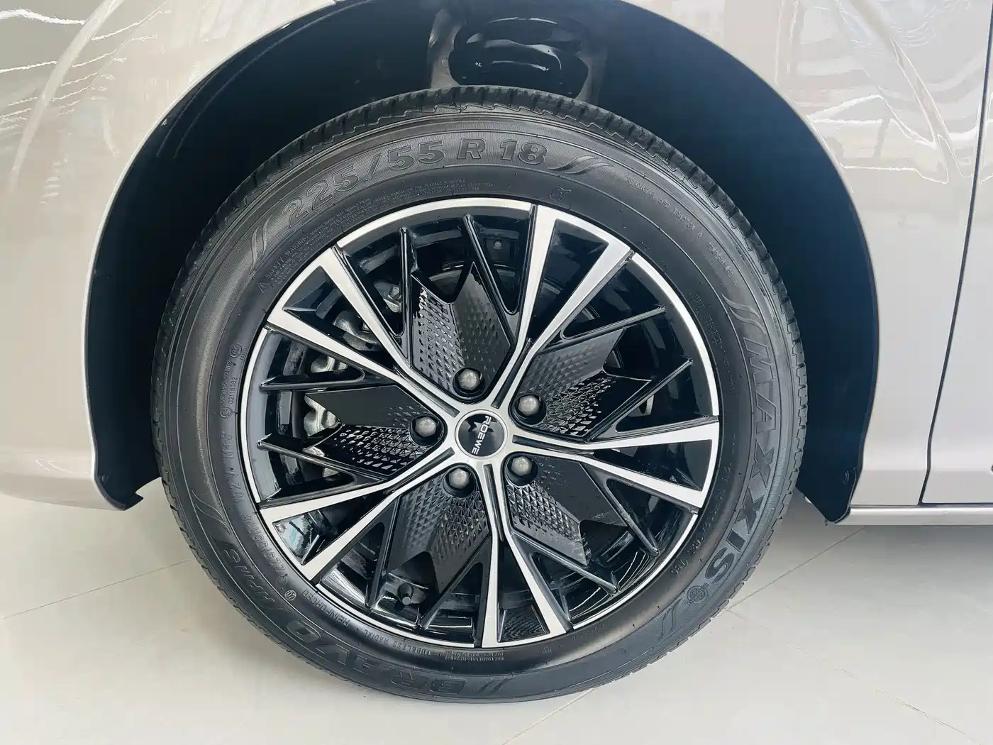 Roewe iMAX8 2025 2023 400TGI Premium Edition