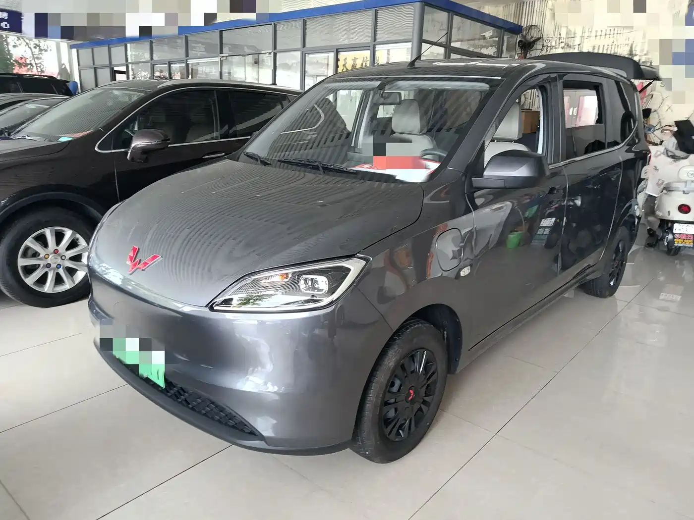 Фото 1 - Wuling Motors Wuling Hongguang New Energy