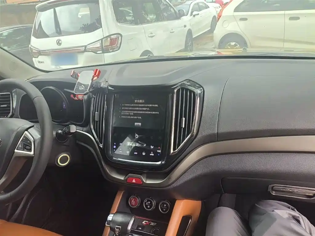 Changan Oshan Changan Oushang CX70 2017 2017 CX70T 1.5T Automatic Zun Qing Edition