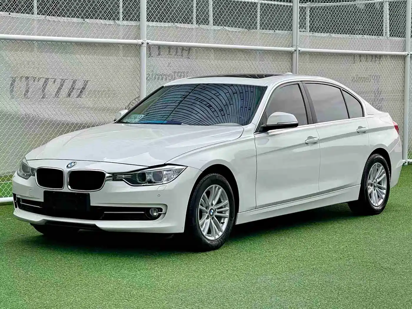 BMW 3 Series 2013 320Li Luxury Design Package