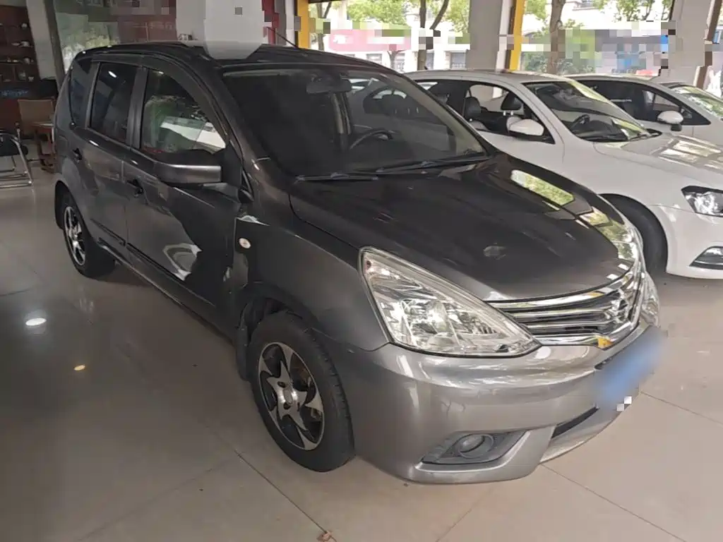 2018 Nissan Livina