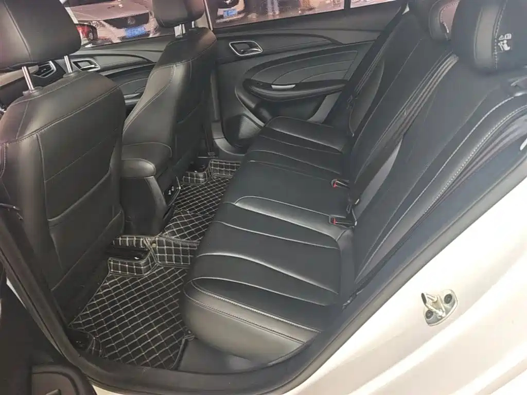Roewe i5 2019 2019 1.5L Manual 4G Langhao Edition