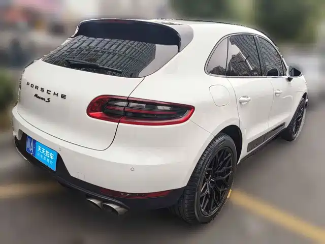 Porsche Macan 2017 Macan S 3.0T — фото 2