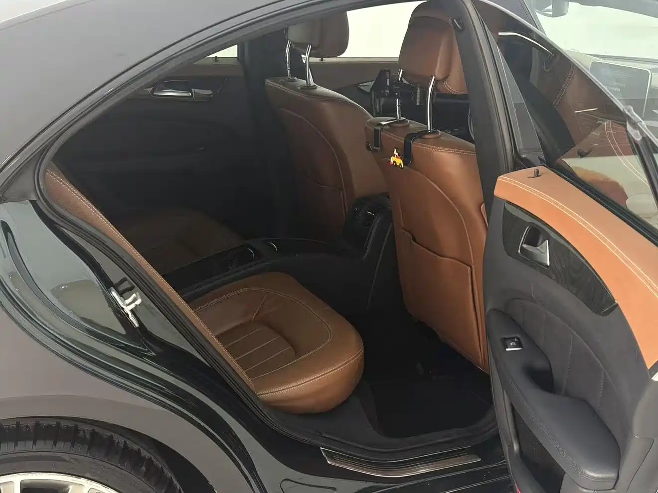 Mercedes-Benz CLS 2016 CLS 320 Edition фото 7