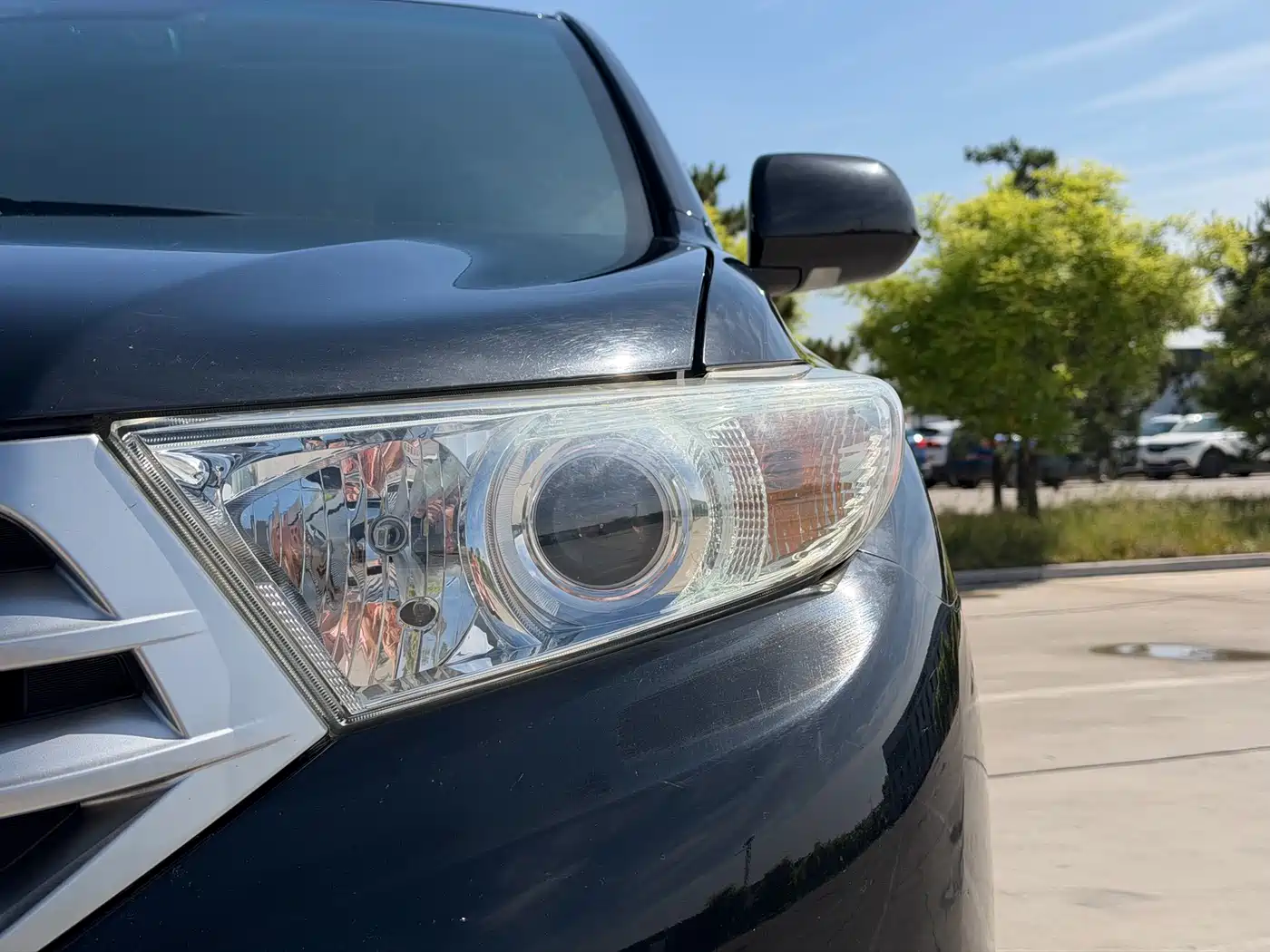 Toyota Highlander 2012 2.7L 2WD 7-Seater Luxury Navigation Edition фото 4