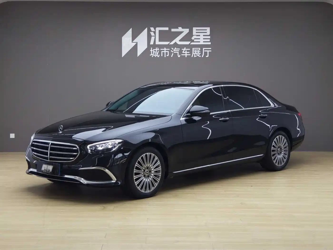Mercedes-Benz E-Class 2022 E 300 L Fashion
