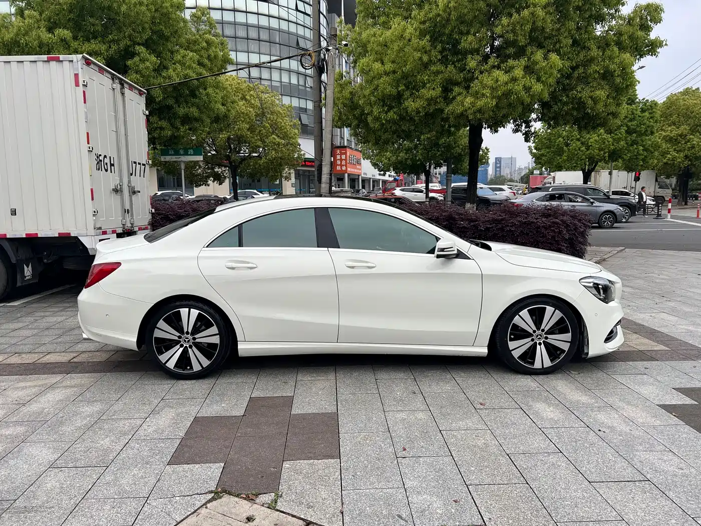 Mercedes-Benz CLA (Import) 2015 CLA 200 фото 12