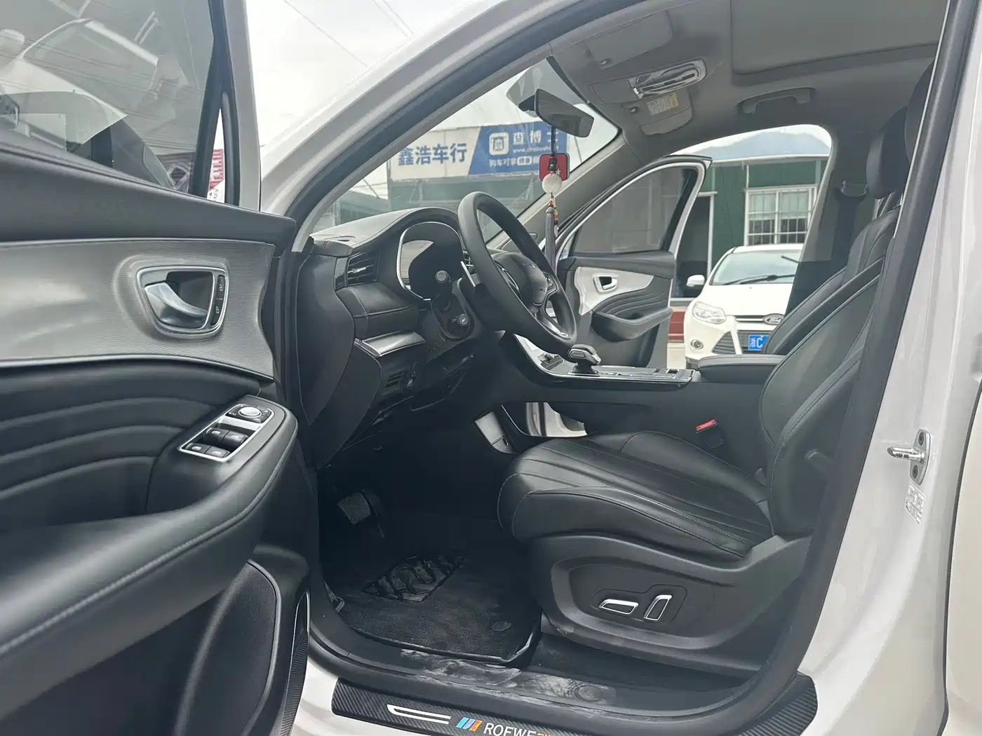 Roewe RX5 MAX 2020 2019 300TGI Automatic 4G Connected Luxury Edition
