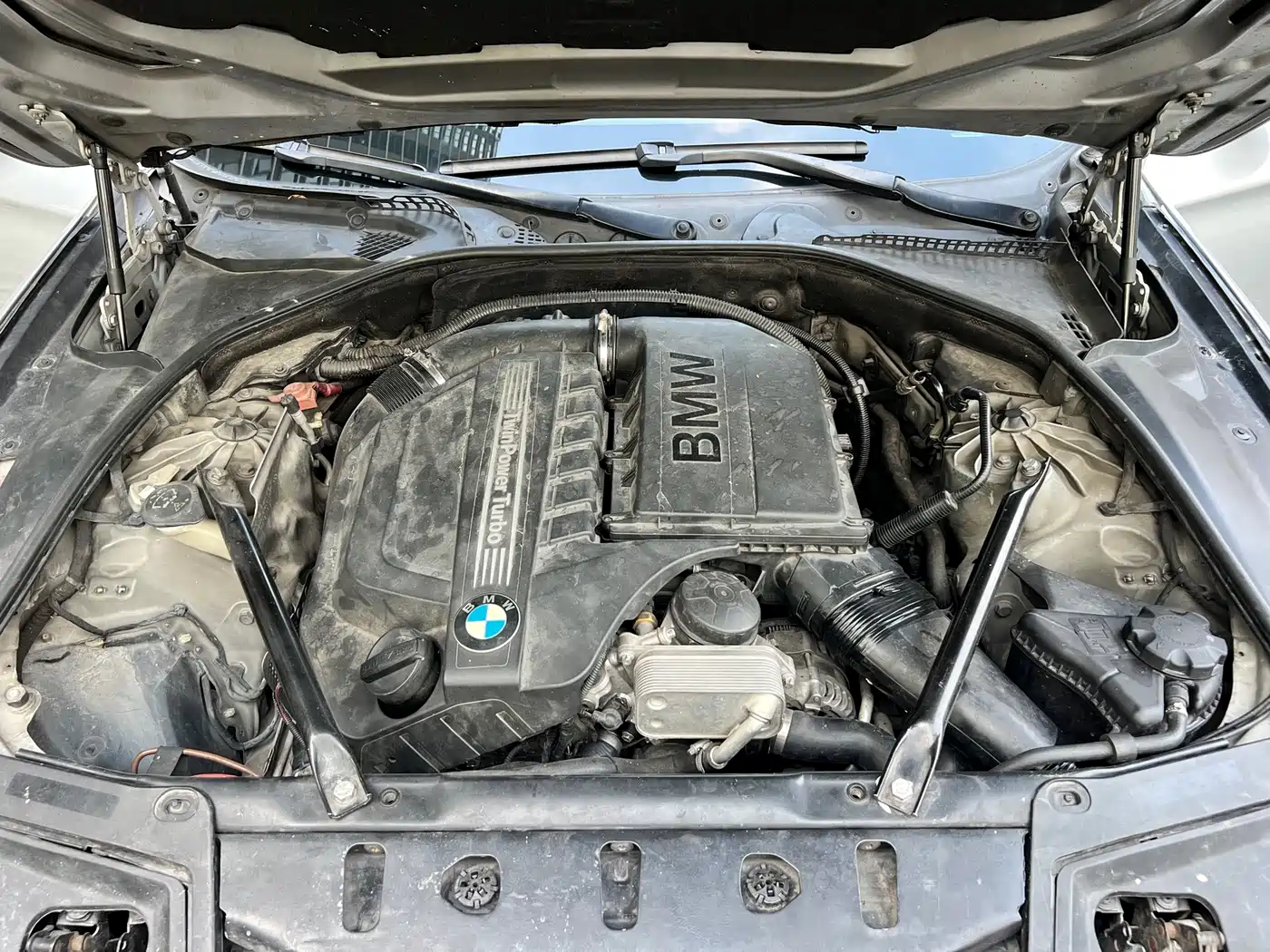 Photo 25 - BMW 5 Series