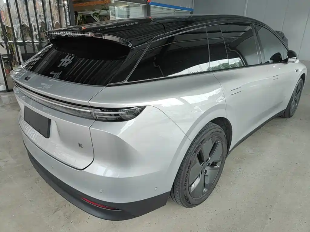 Li Auto i6 2025 2025 2WD Base Model