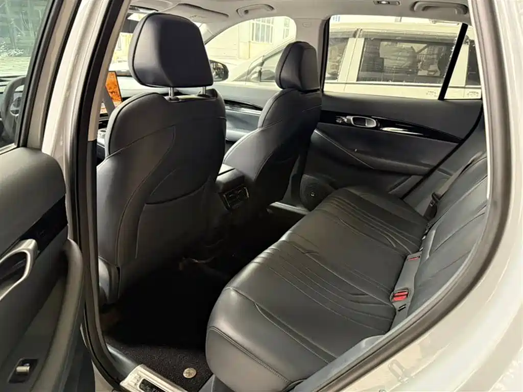 GEELY GALAXY GALAXY E5