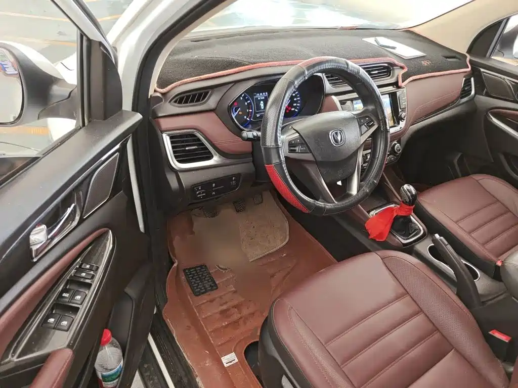 Changan Lingxuan 2018 2017 1.5T Manual LOHAS Happiness Edition