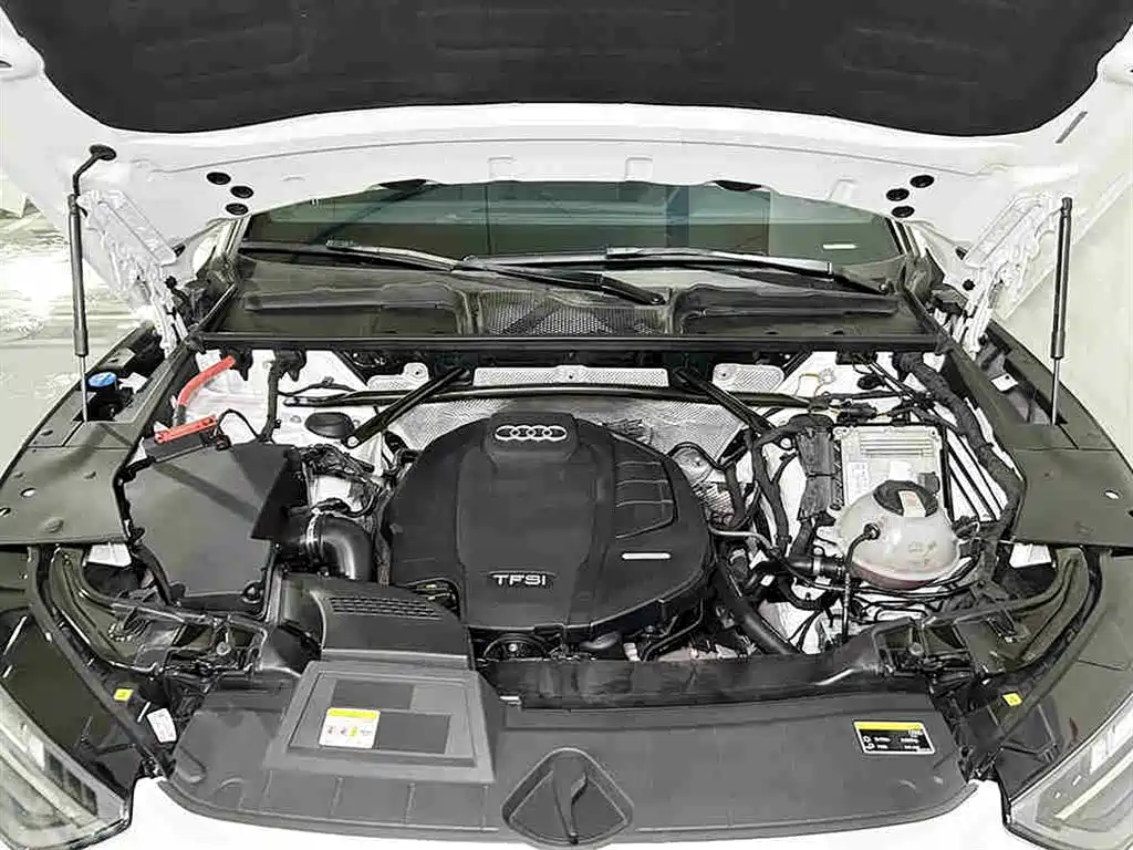 Audi Q5L Sportback 2021 40 TFSI Fashion фото 8