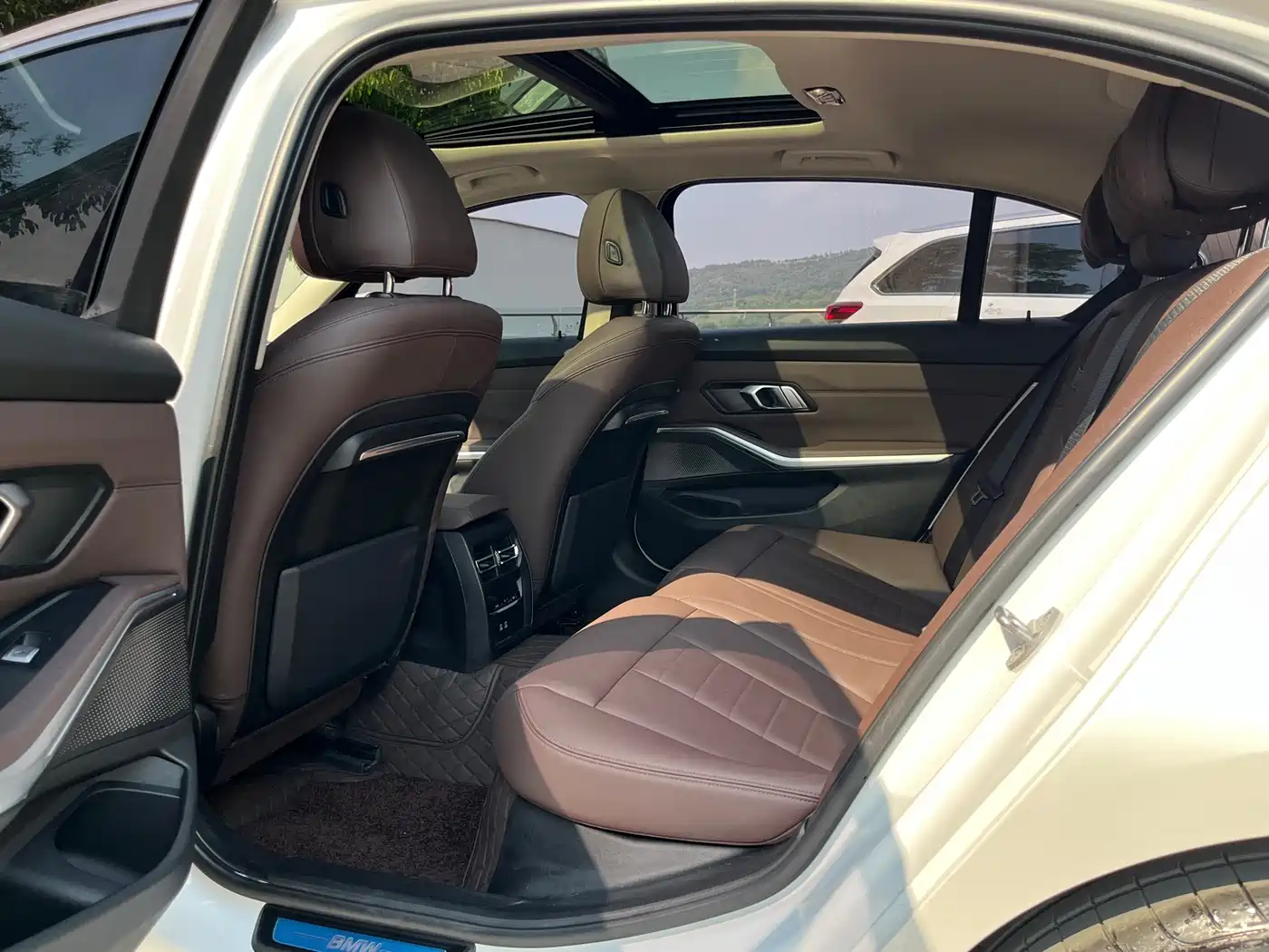 BMW 3 Series 2020 Facelift 325Li Launch Edition фото 5