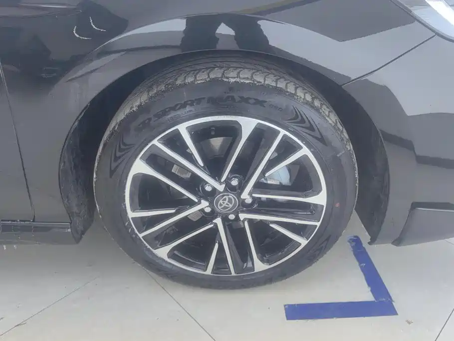 Toyota Camry 2025 2026 Hybrid 2.0HSE Sport Lite Edition
