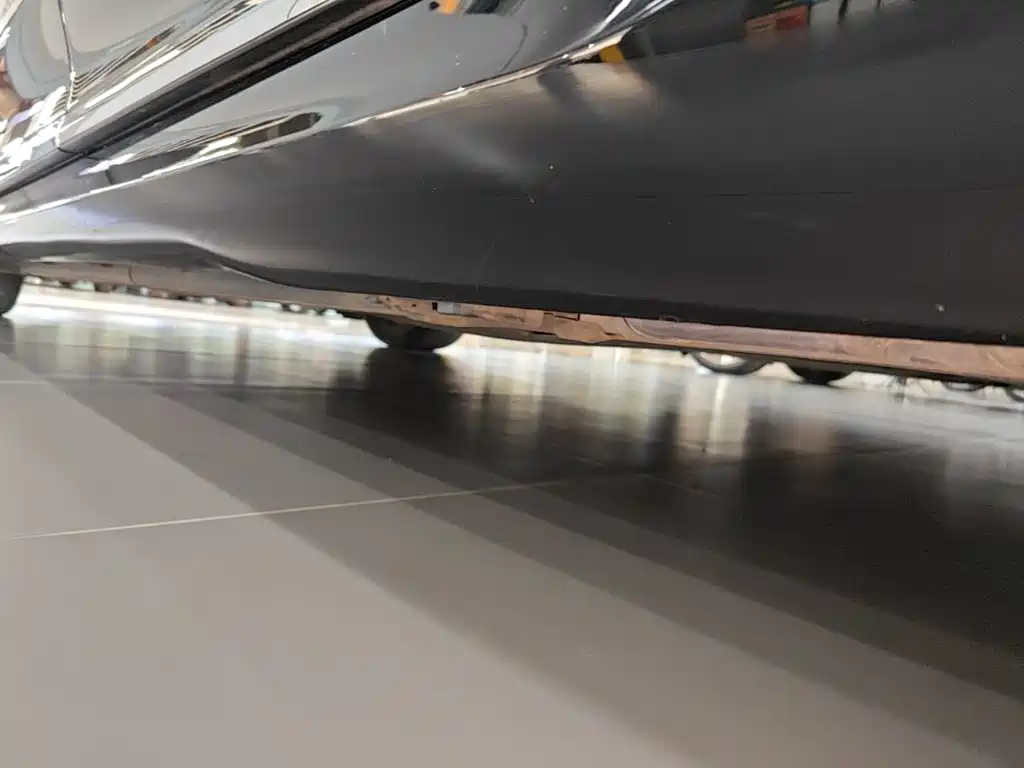Фото 22 - Mercedes-Benz EQE