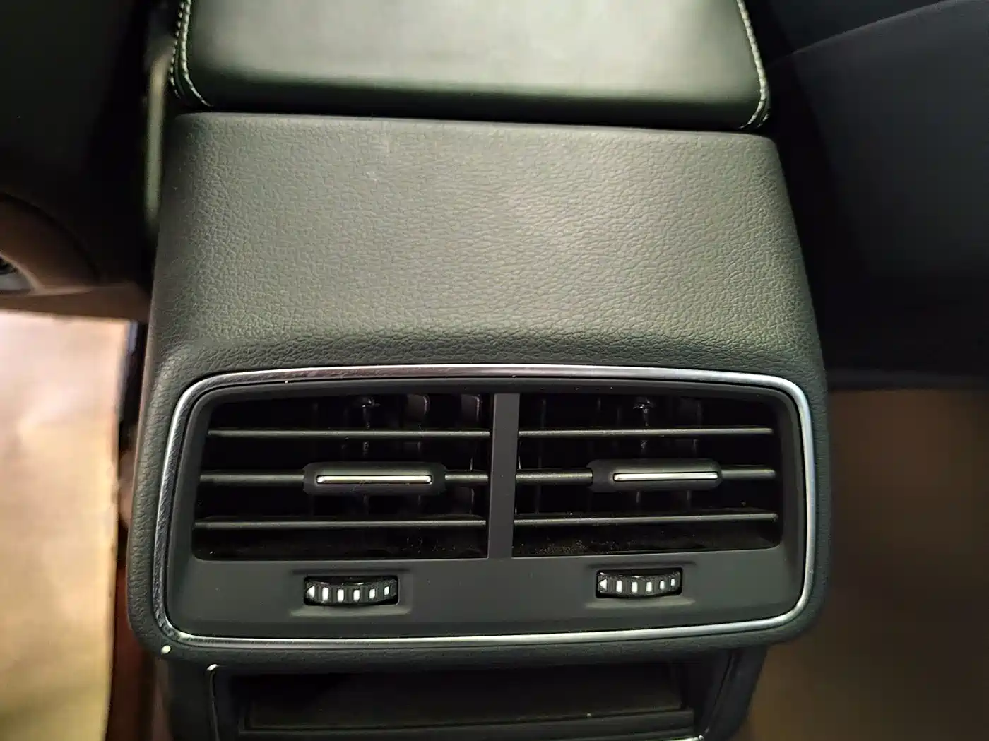 Audi A6L 2023 Facelift 40 TFSI Luxury Elegance фото 12