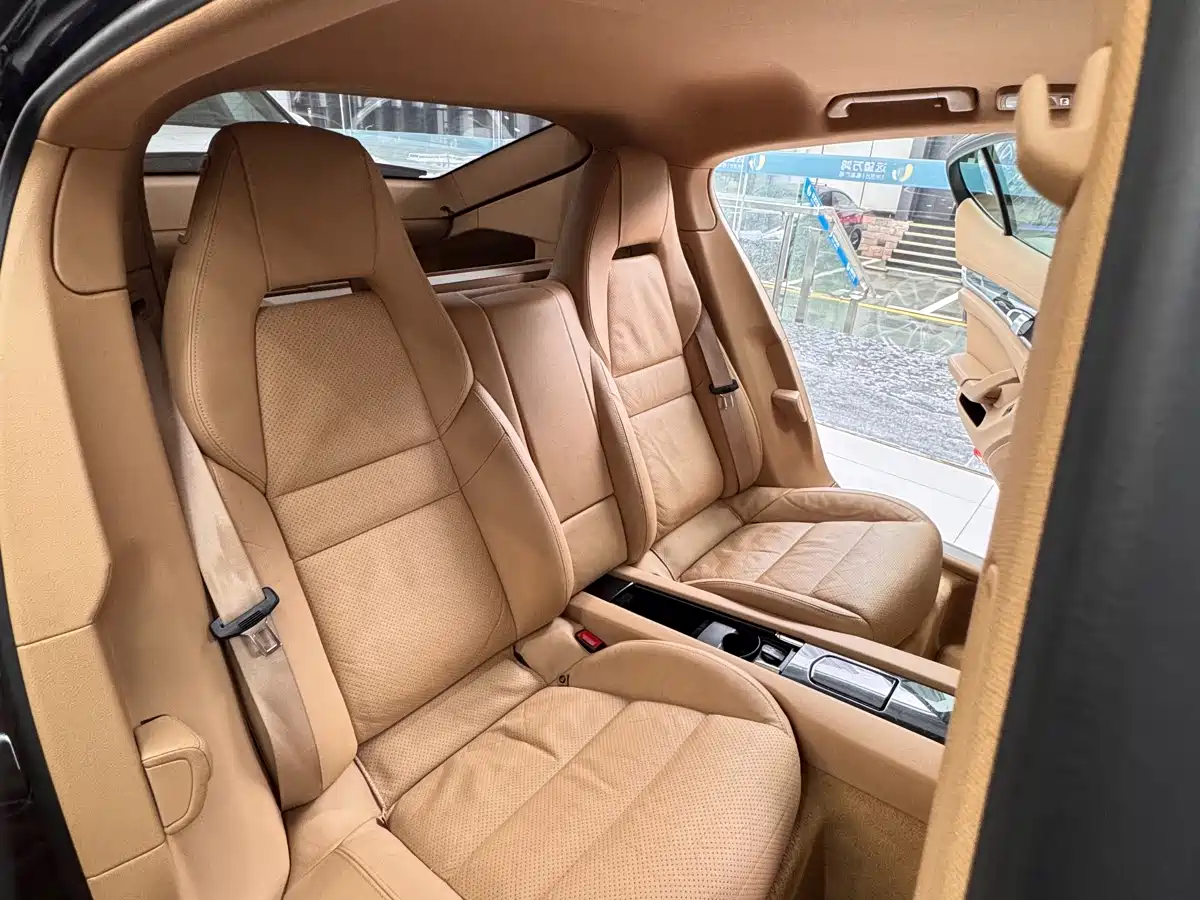 Porsche Panamera 2010 Panamera 3.6L фото 14
