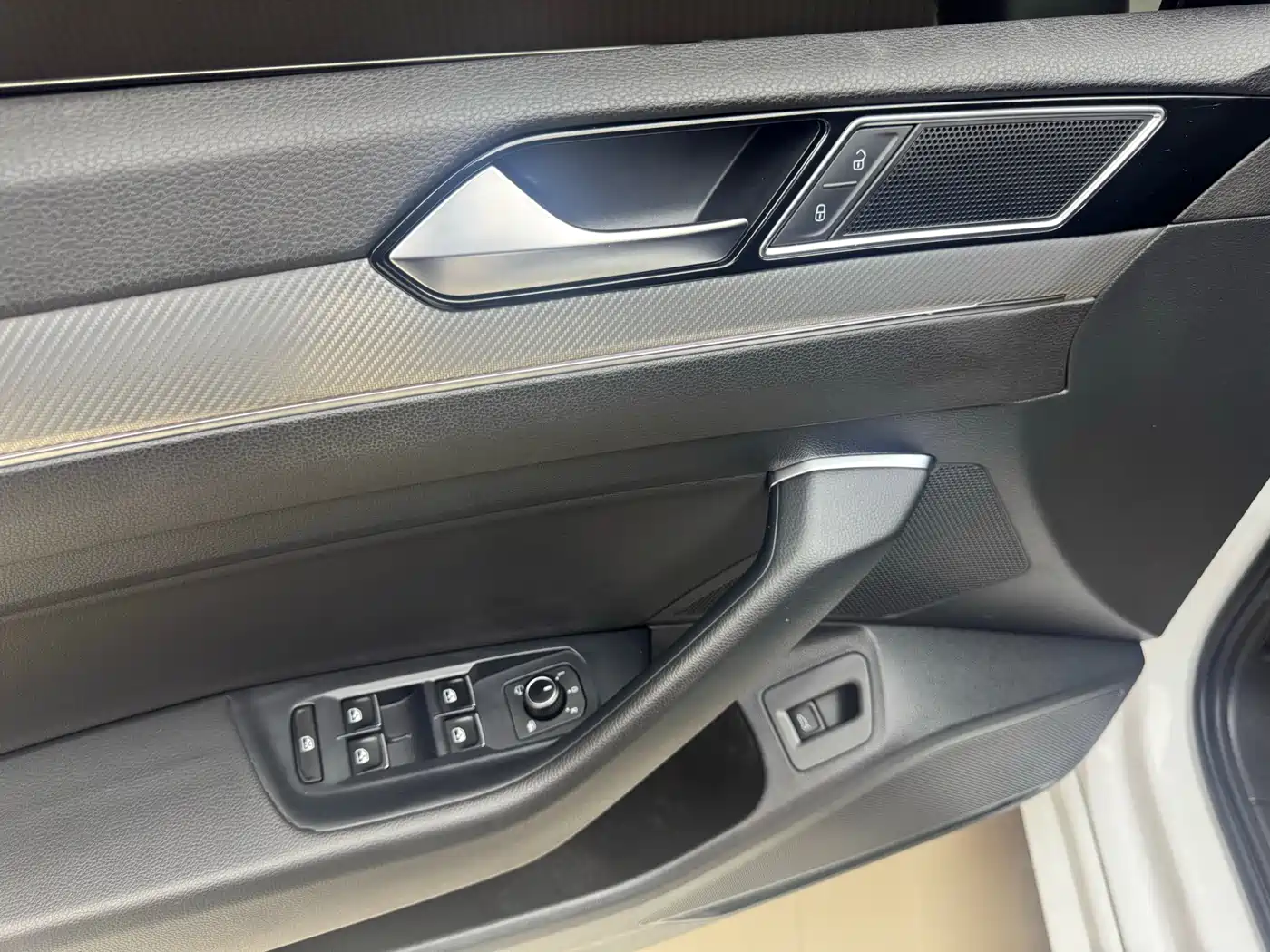 Volkswagen FAW-Volkswagen CC 2019 330TSI Charming Appearance (China V) фото 11