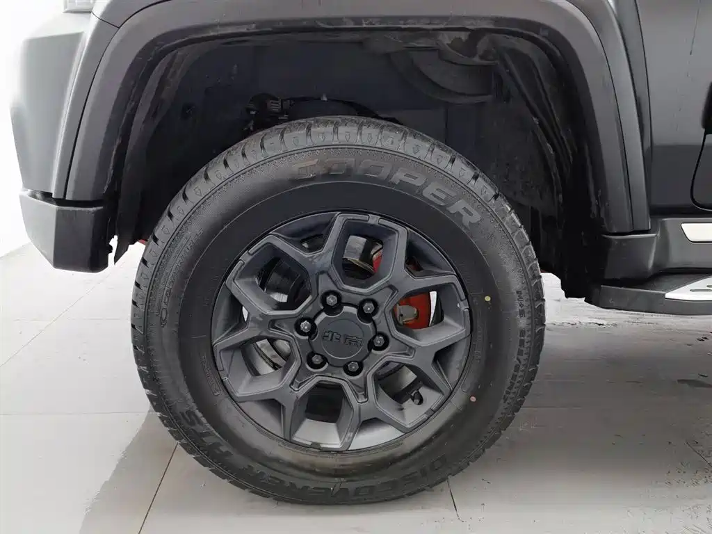 BAIC ORV Beijing Offroad BJ40 2023 2.0D Automatic 4WD Blade Hero Edition Knight Type фото 17