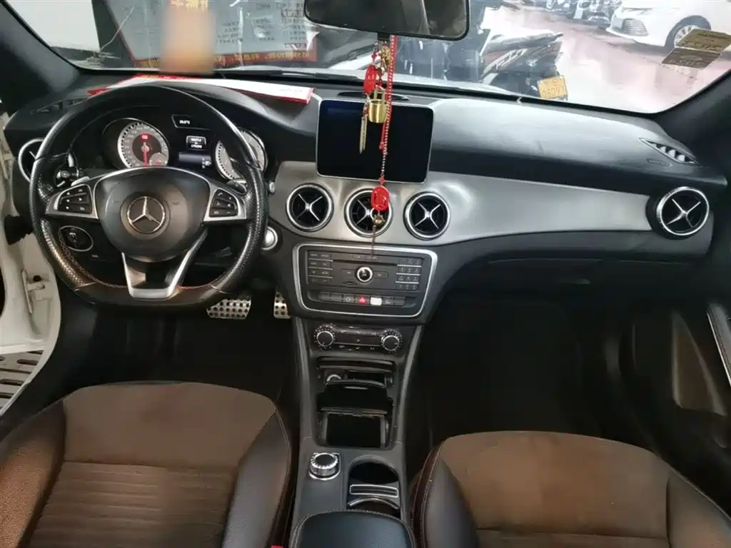 Mercedes-Benz CLA (Import) 2015 CLA 220 4MATIC фото 10