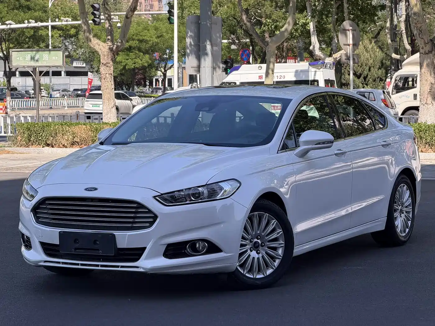 Ford Mondeo 2014 2013 2.0L GTDi200 Fashion