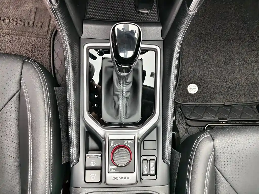 SUBARU FORESTER