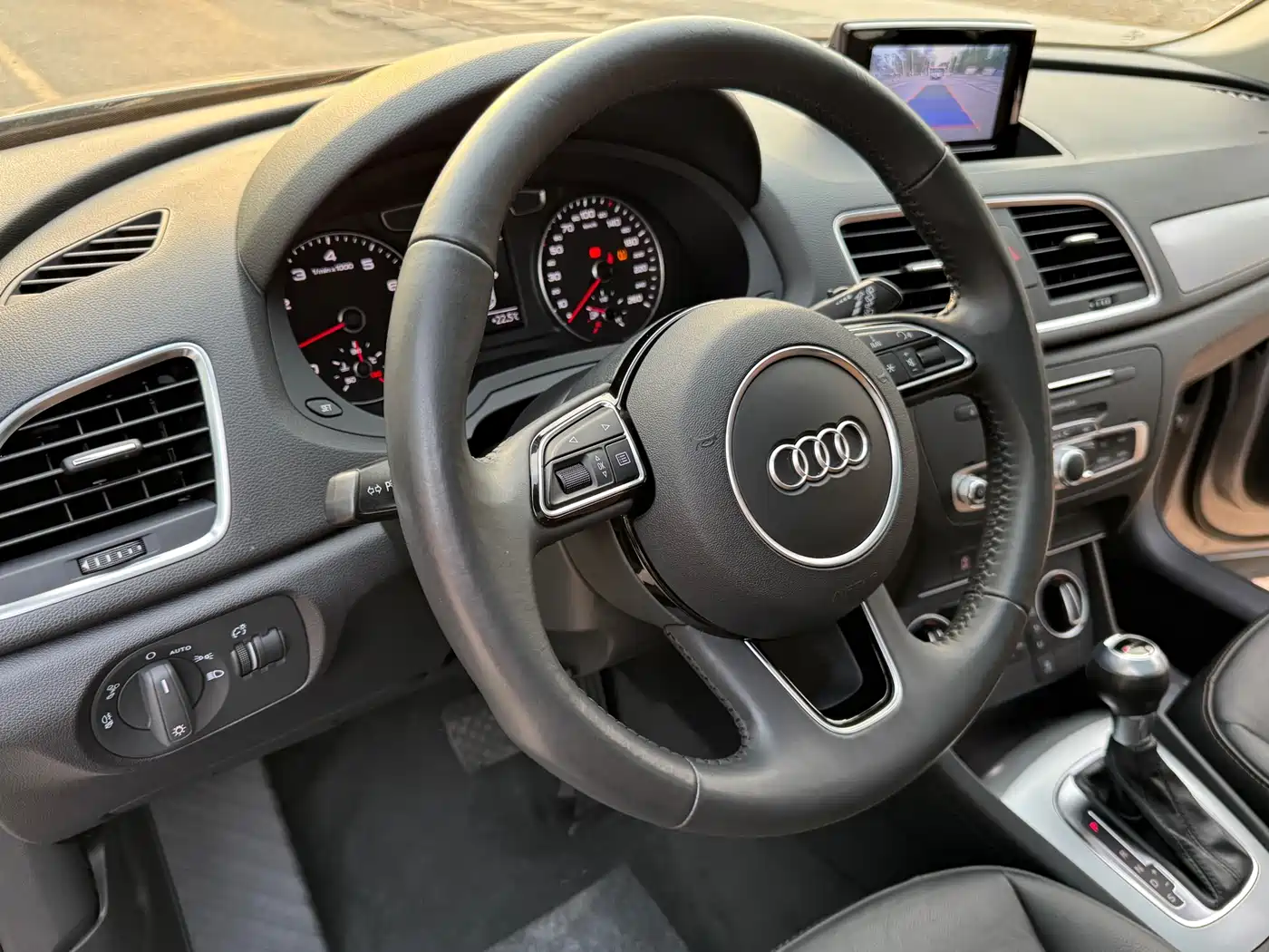 Audi Q3 2018 30th Anniversary Edition 30 TFSI Fashion фото 11