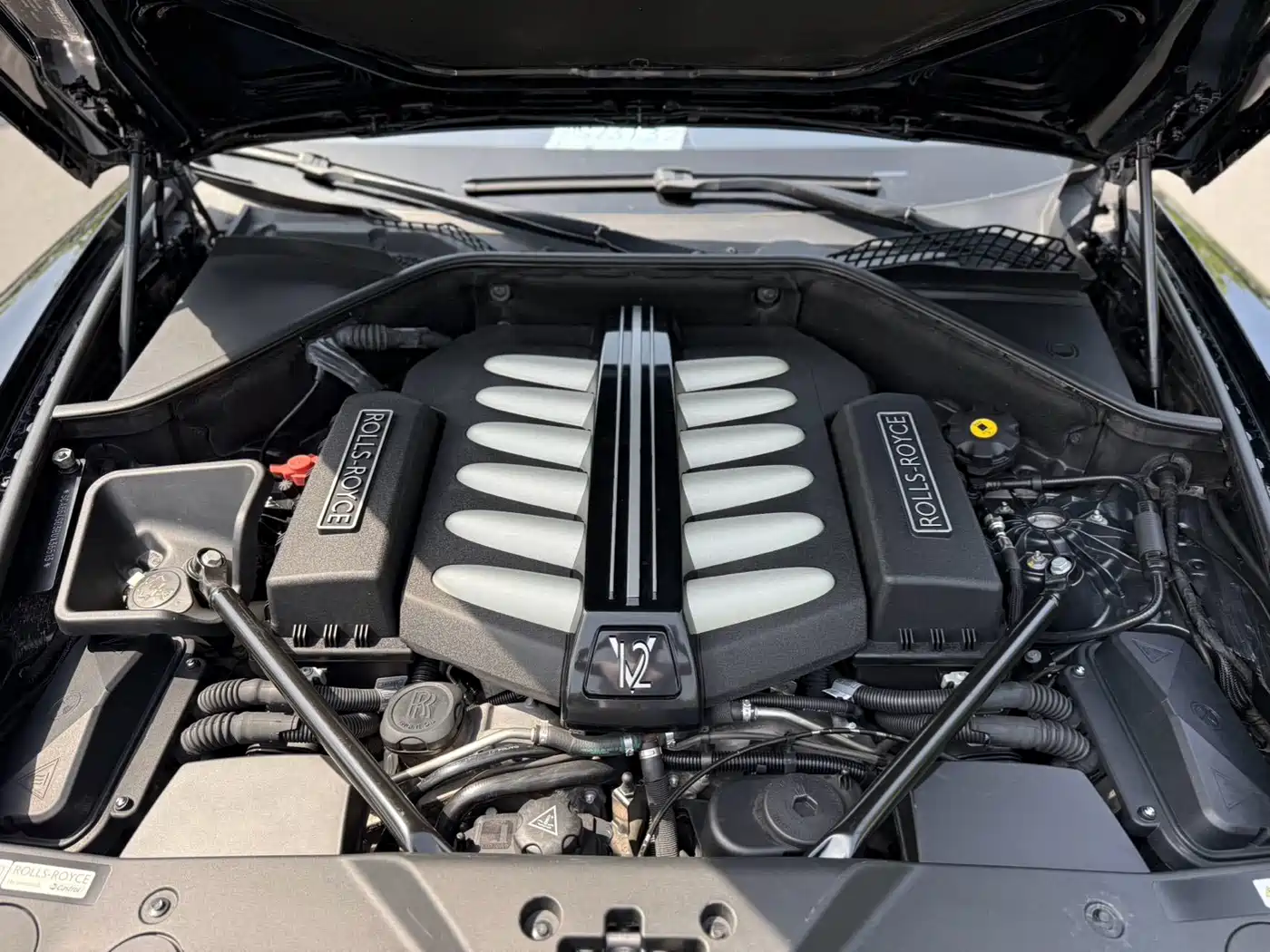 Rolls-Royce Ghost 2011 2010 Model 6.6T Standard