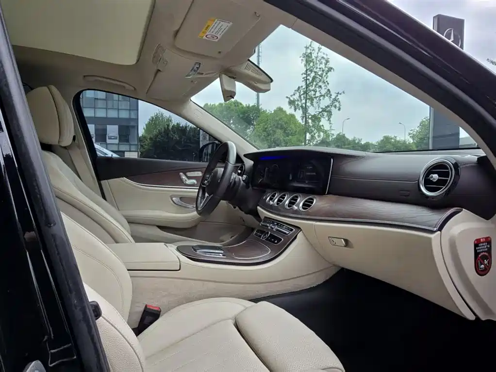 Mercedes-Benz E-Class 2020 E 260 L фото 13