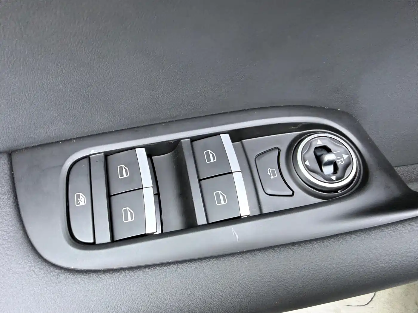 Chery Tiggo 8 2026 2024 1.5TCI Auto Zhiyuan Edition 7-seater