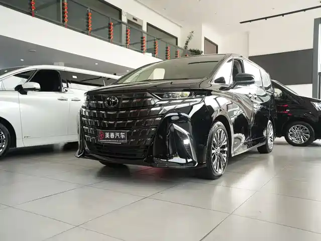 Toyota Alphard, фото 3